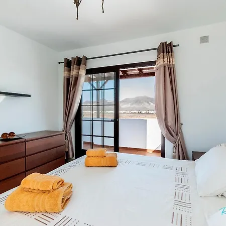3-bed Close To Town Casa Minstrel Villa